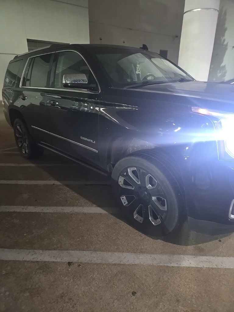 2019 GMC Yukon Denali's photo