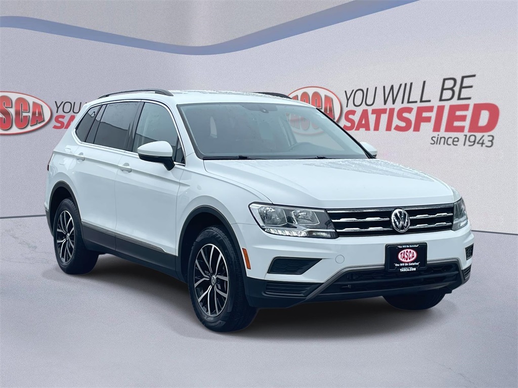 Used 2021 White Volkswagen 2.0T SE image 1