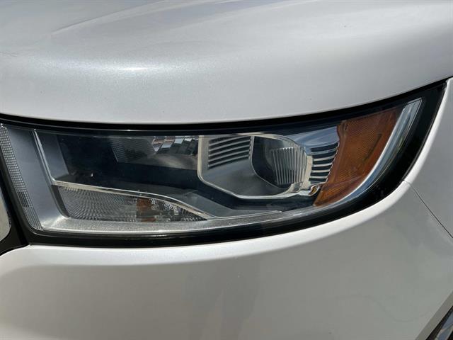2017 Ford Edge Titanium photo 10