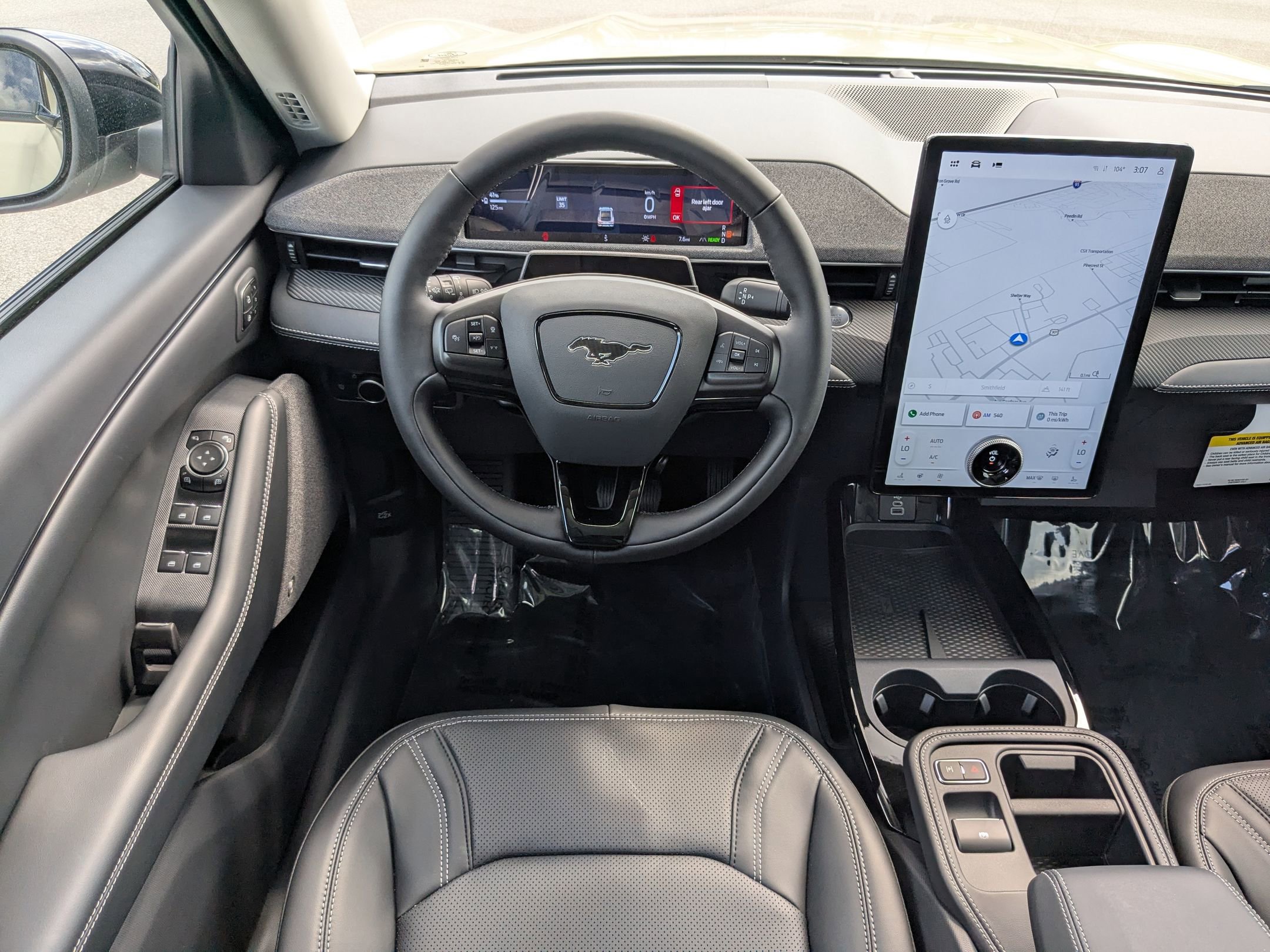 2025 Ford Mustang Mach-E Premium photo 26