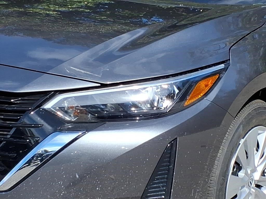 2025 Nissan Sentra S photo 3