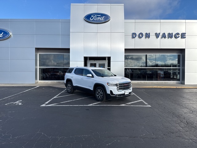 2023 GMC Acadia SLE's photo