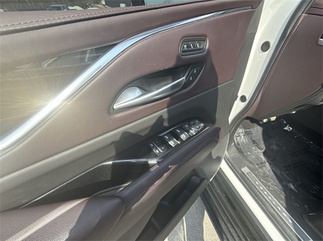2023 Cadillac Escalade V-Series photo 13