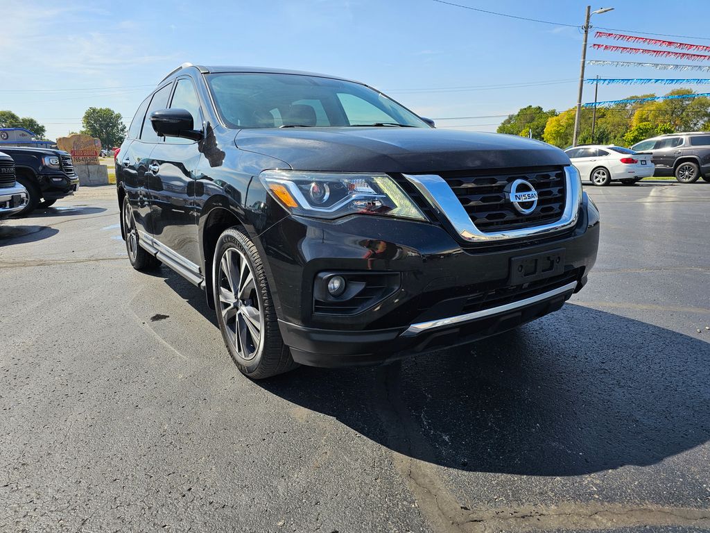 Used 2017 Nissan Pathfinder Platinum with VIN 5N1DR2MM0HC627609 for sale in Tipton, IN