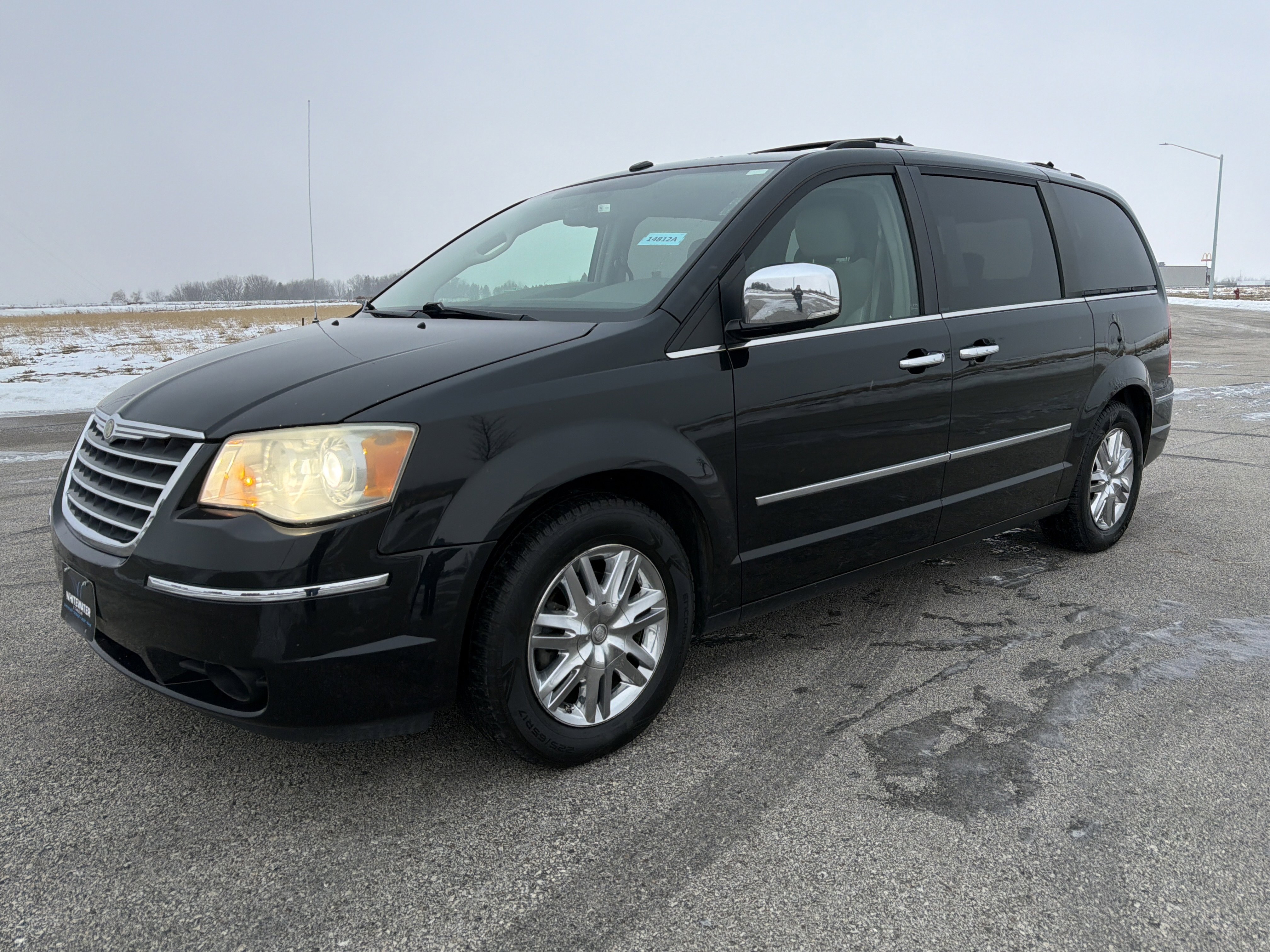 Used 2009 Chrysler Town & Country Limited with VIN 2A8HR64X29R596775 for sale in Burnsville, Minnesota
