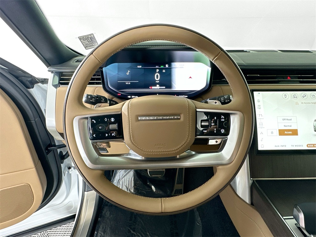 2025 Land Rover Range Rover SE photo 10