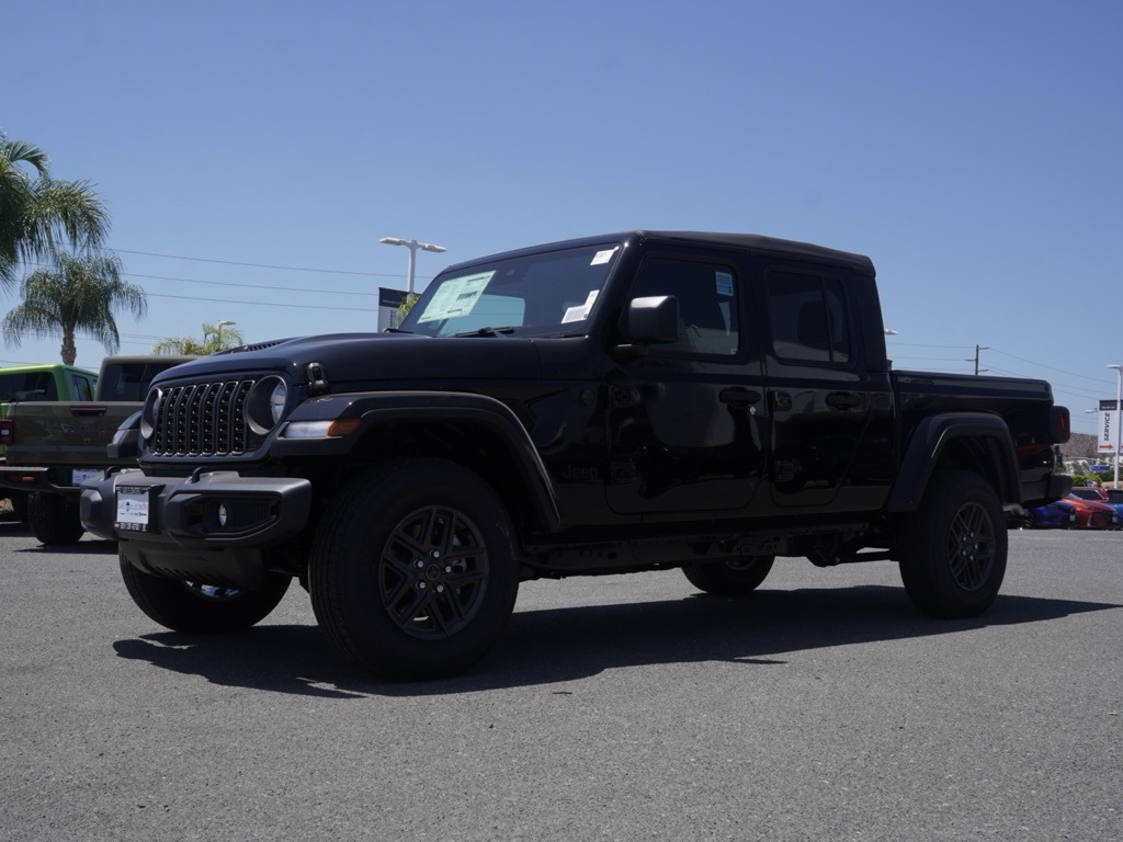 2025 Jeep Gladiator Sport S photo 8