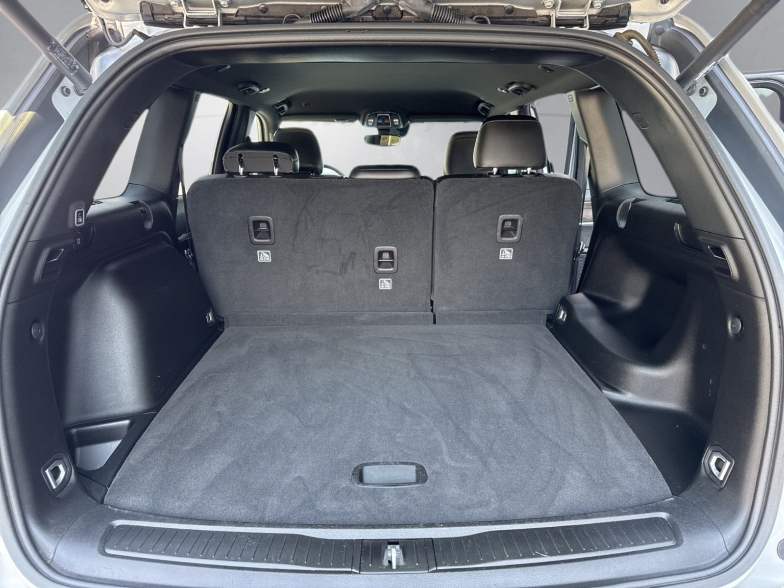 2024 Jeep Grand Cherokee Limited photo 12