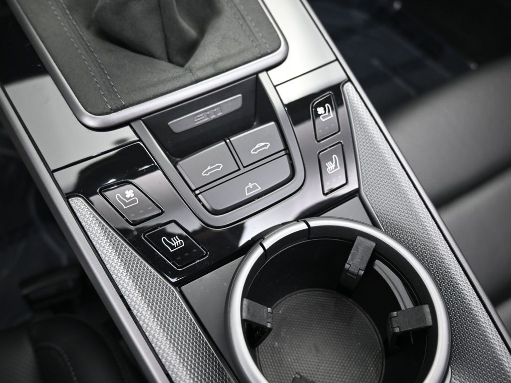 2024 Porsche 911 4S photo 19