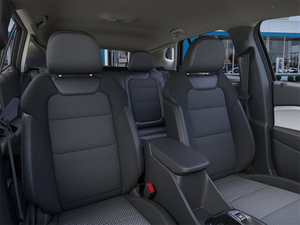 2025 Chevrolet Trax LT photo 14
