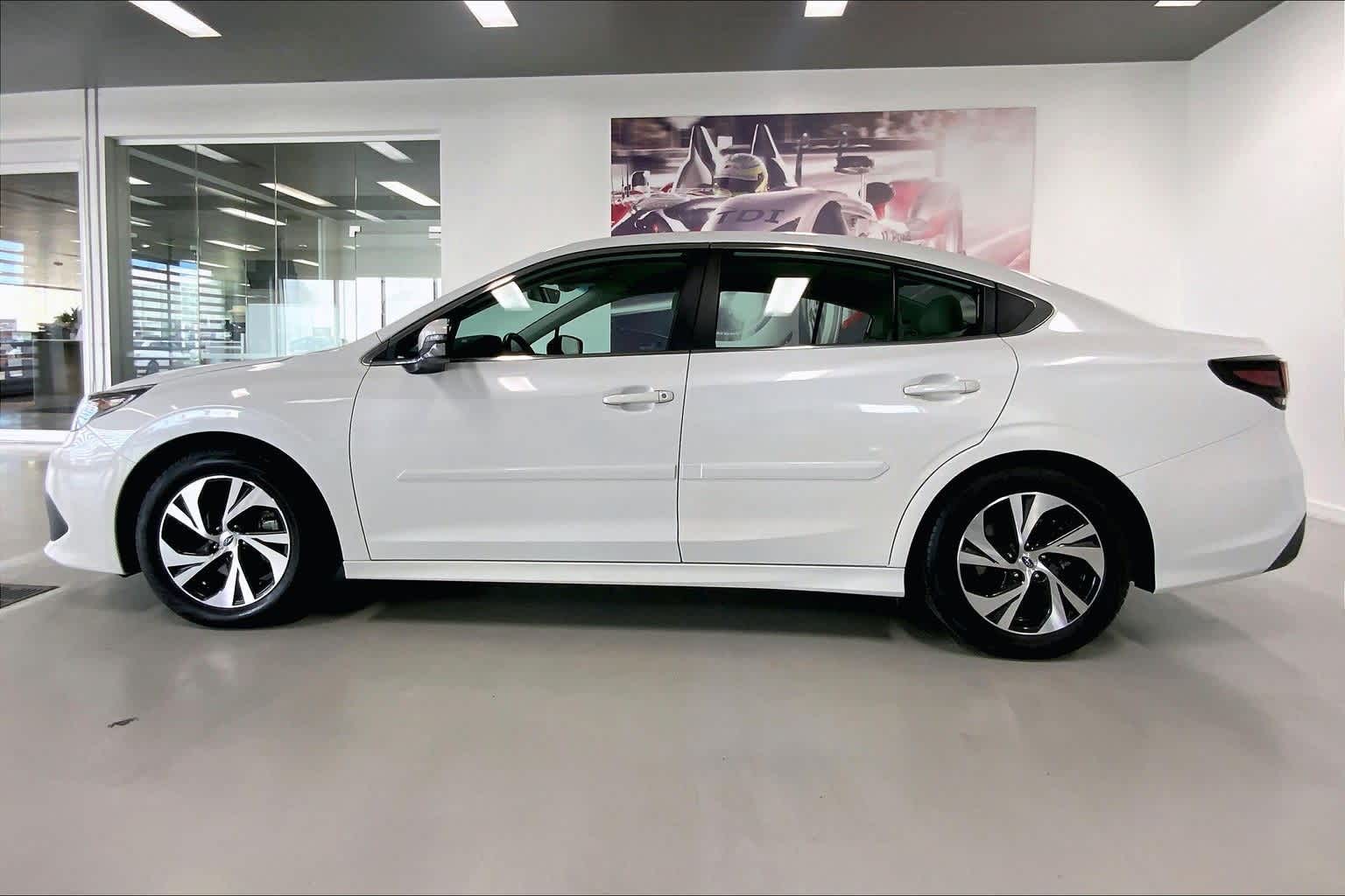 2022 Subaru Legacy Premium photo 3