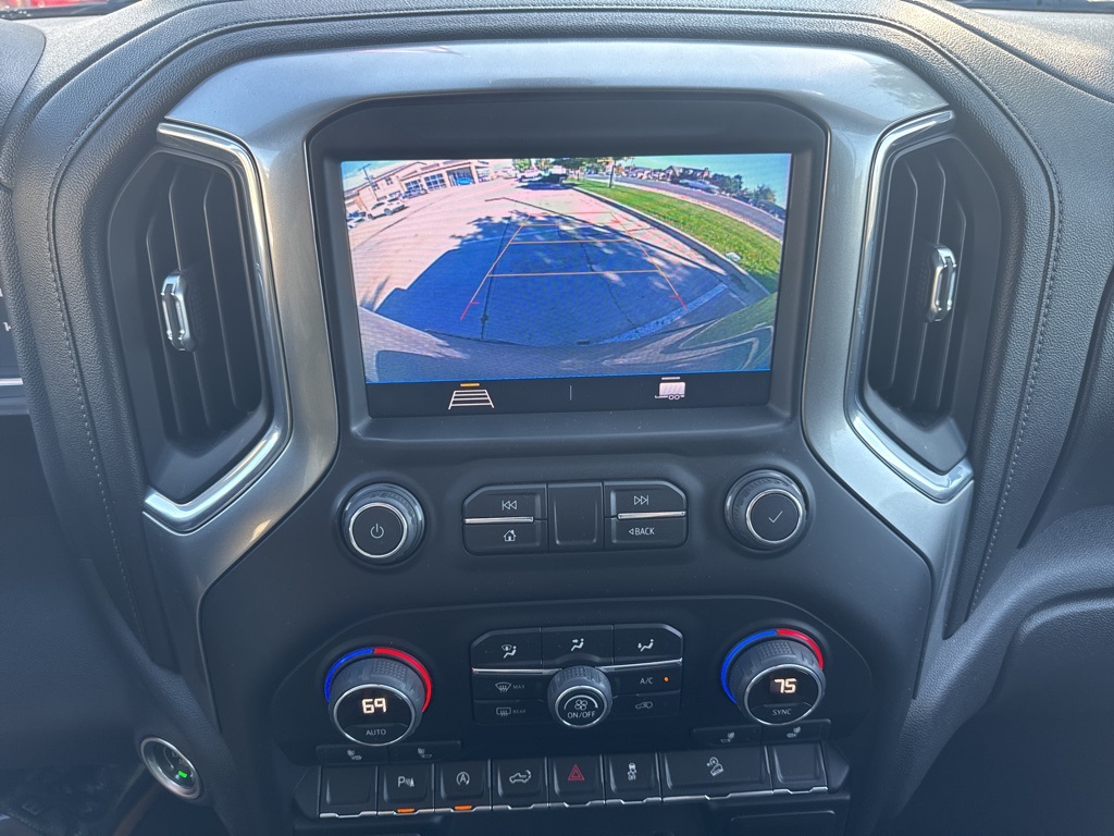 2020 Chevrolet Silverado 1500 RST photo 15