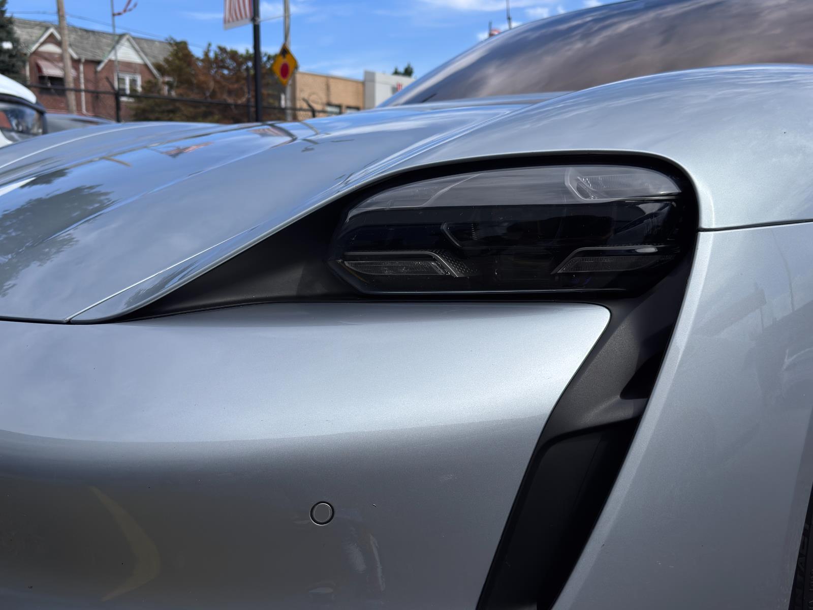 2020 Porsche Taycan Turbo S photo 9