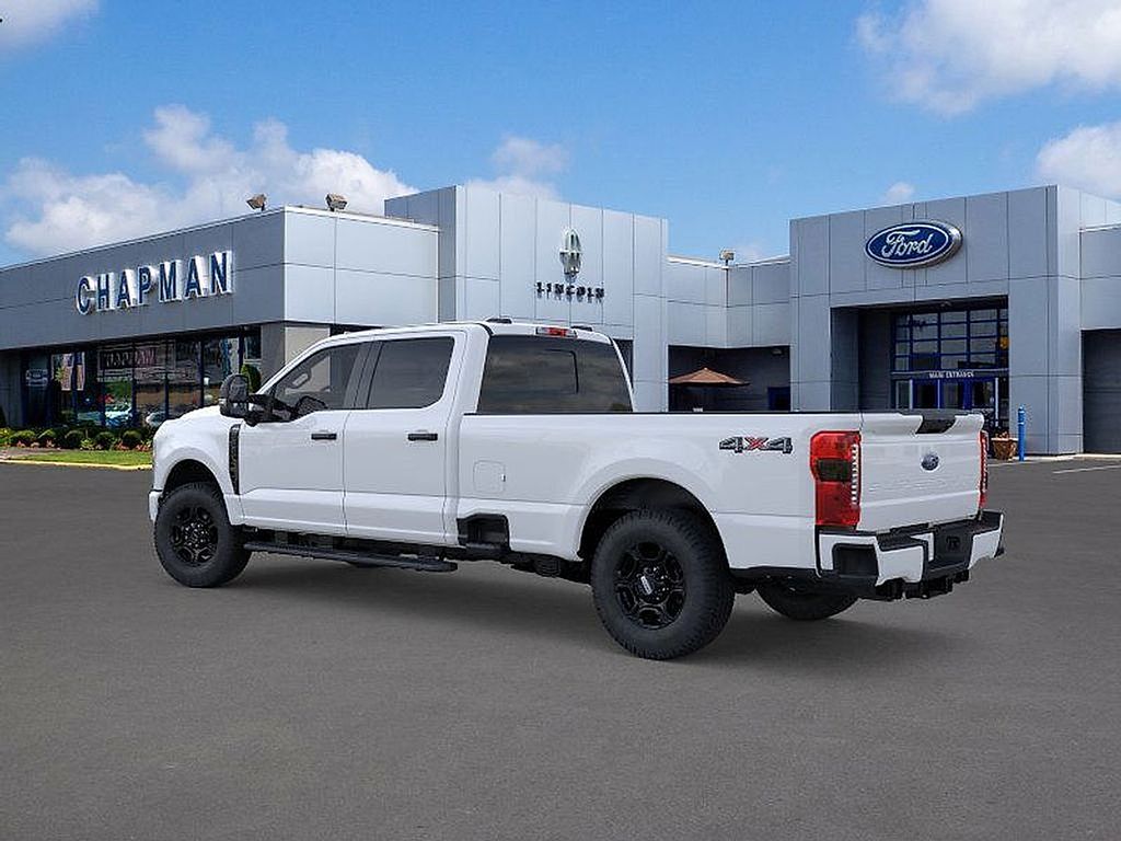2025 Ford F-250 XL photo 4