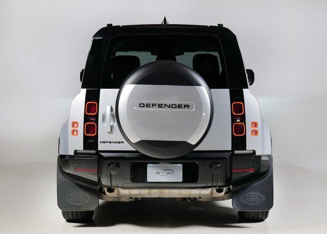 2024 Land Rover Defender 110 X-Dynamic SE photo 7