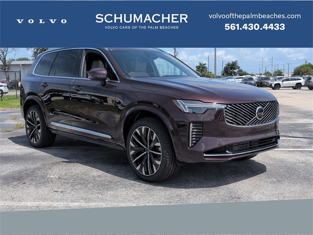 2026 Volvo XC90 Core's photo