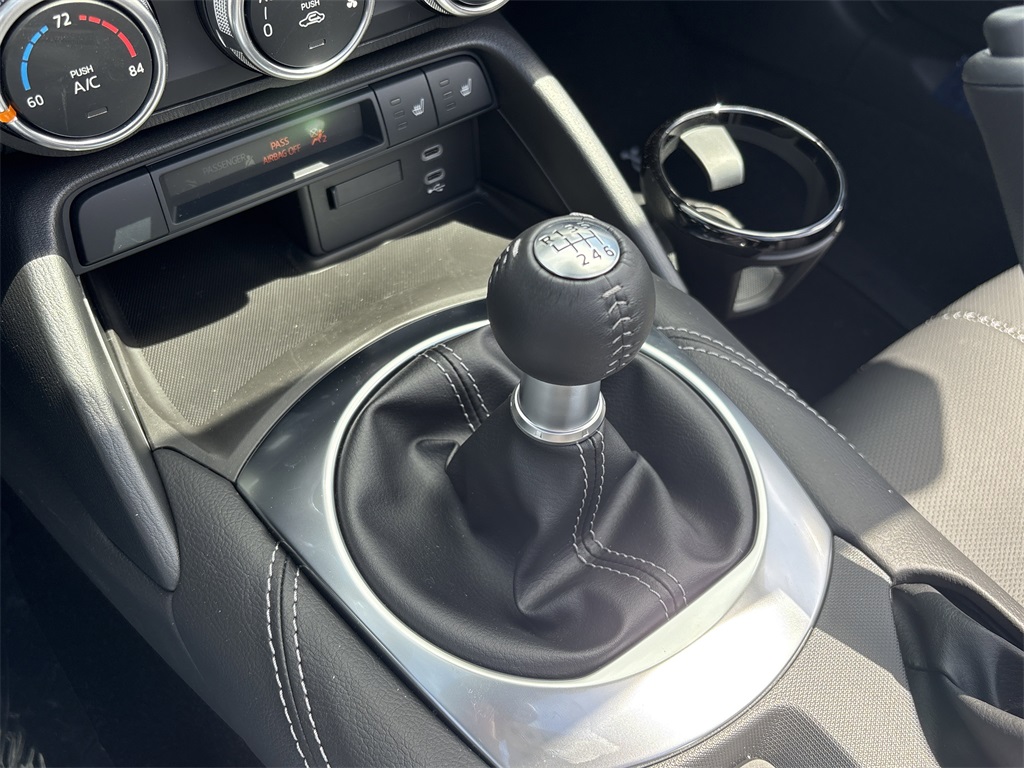 2025 Mazda MX-5 Miata Miata Grand Touring photo 19