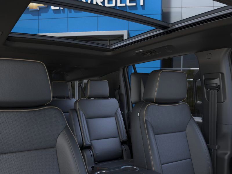 2025 Chevrolet Suburban Premier photo 24