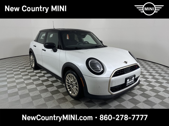 2025 MINI Hardtop 4 Door S's photo