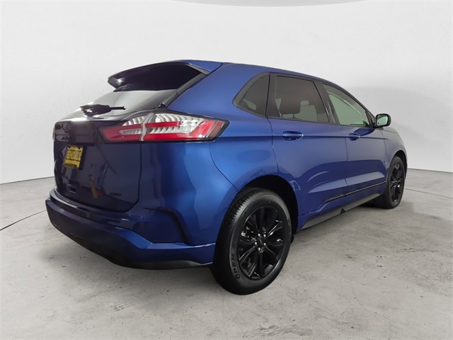 2022 Ford Edge SE photo 5