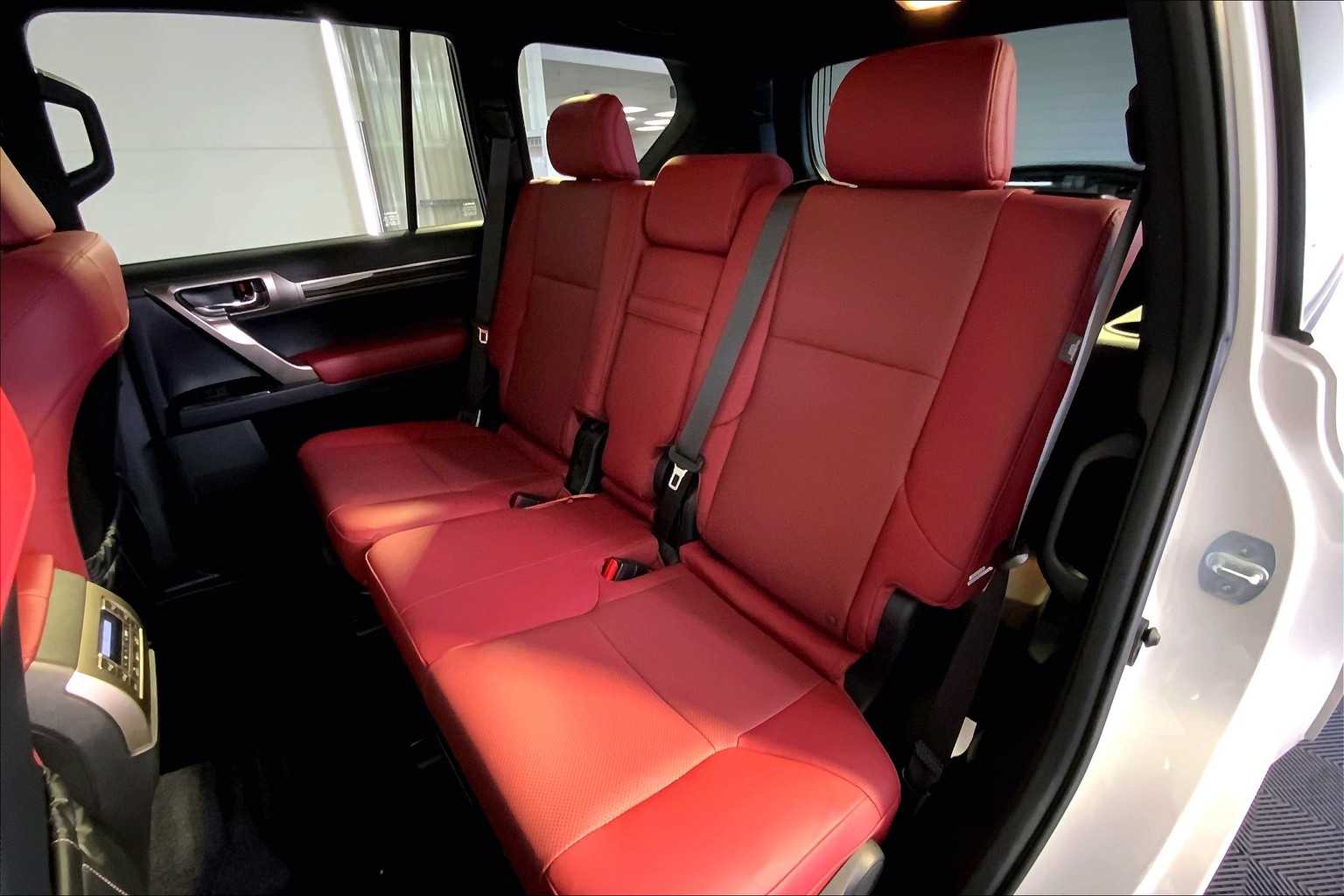 2021 Lexus GX 460 Premium photo 18