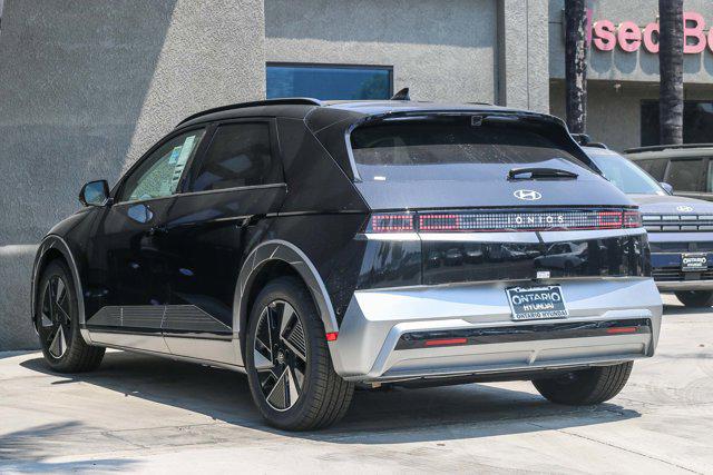 New 2025 Abyss Black Hyundai Limited image 35
