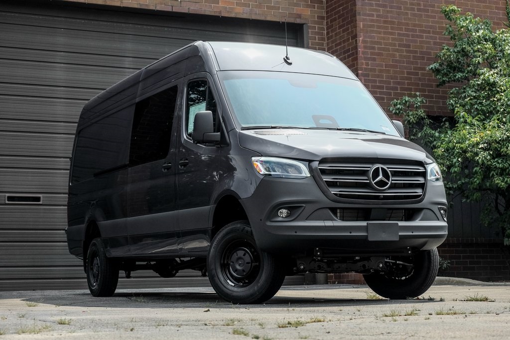 2025 Mercedes-Benz Sprinter Cargo Van Base's photo