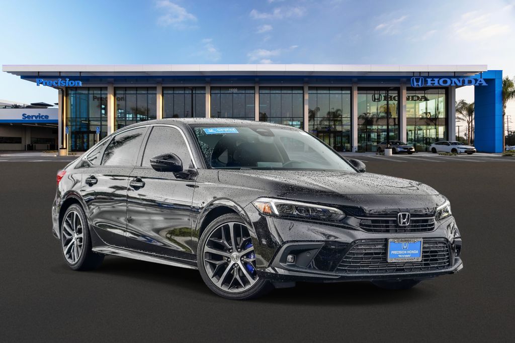 2024 Honda Civic Touring's photo