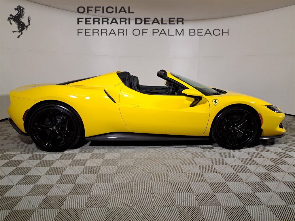 2024 Ferrari 296 GTS photo 2
