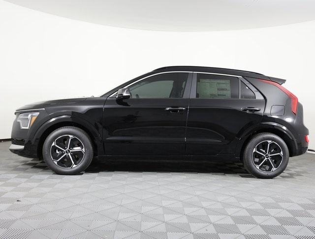 2025 Kia Niro SX photo 6
