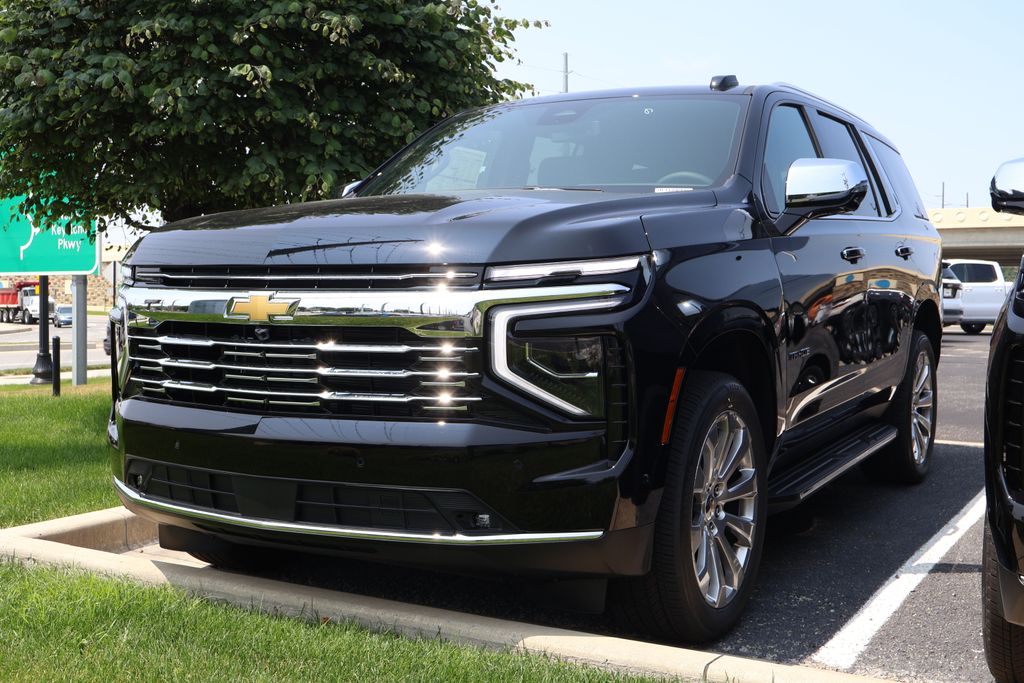 2025 Chevrolet Tahoe Premier's photo