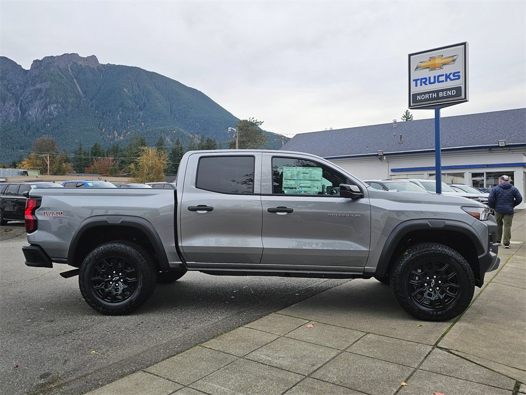 2026 Chevrolet Colorado Trail Boss photo 4