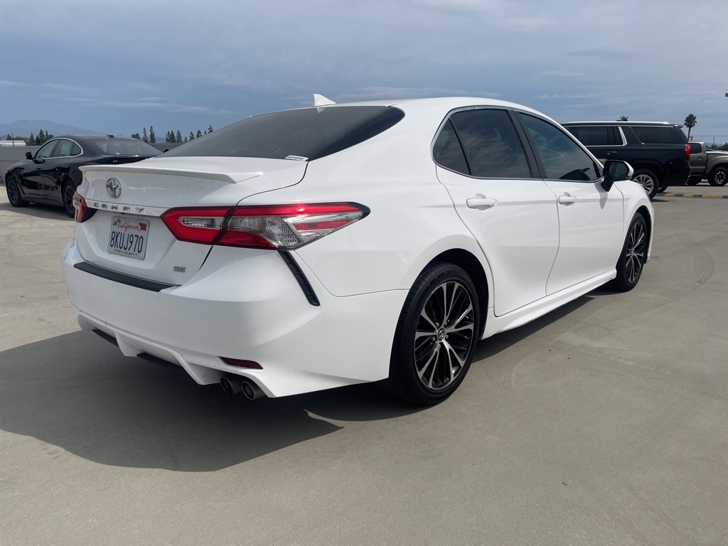2019 Toyota Camry L photo 4