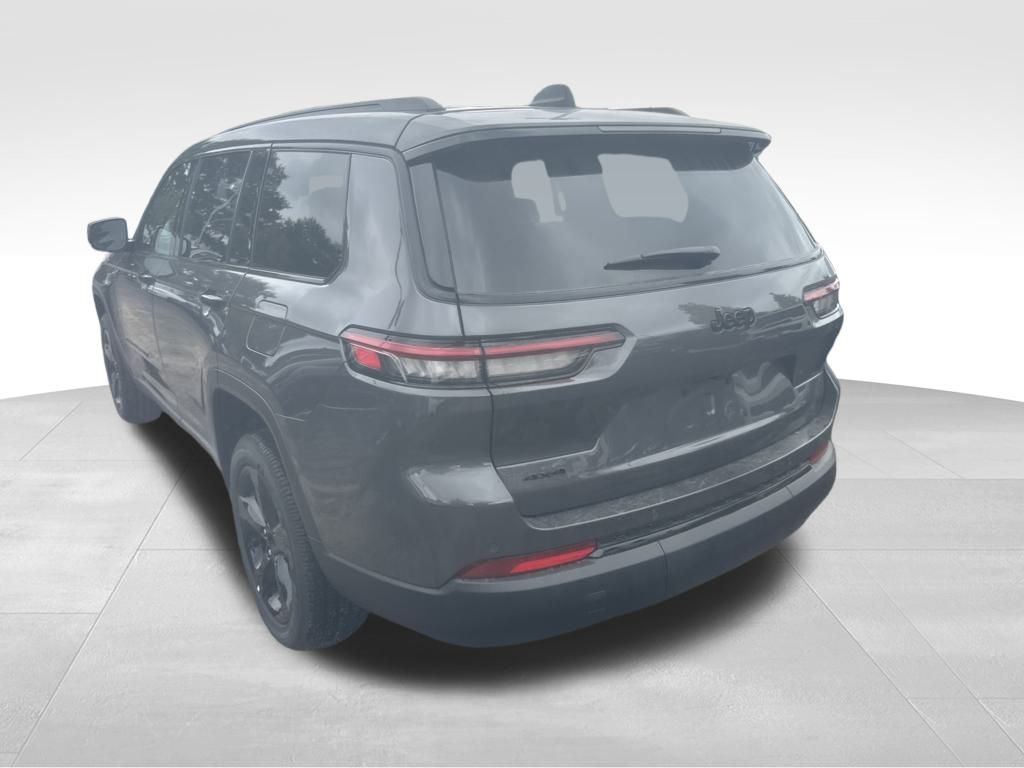 2025 Jeep Grand Cherokee Altitude X photo 13