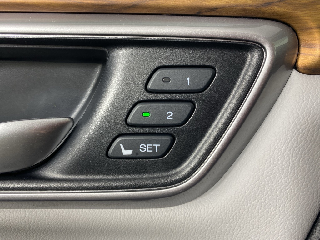 2019 Honda CR-V EX-L photo 4