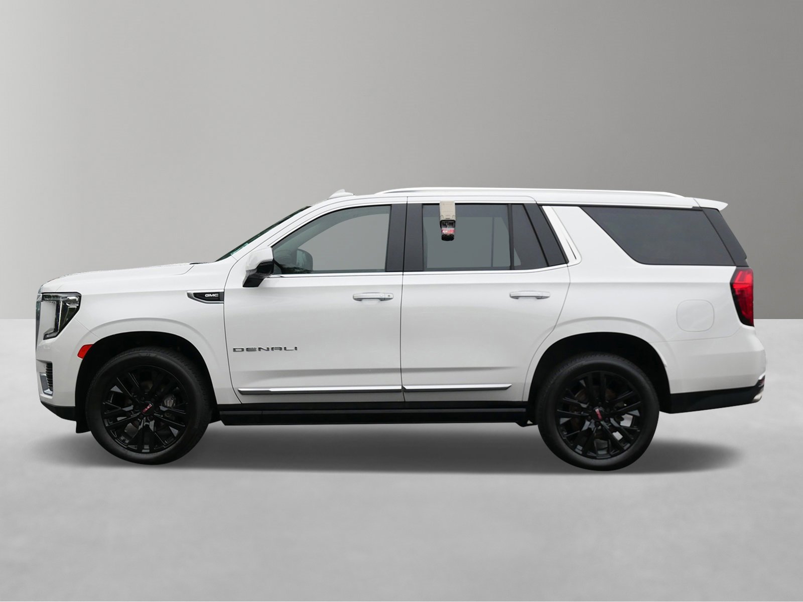 Used 2021 GMC Yukon Denali with VIN 1GKS2DKL6MR404363 for sale in White Bear Lake, Minnesota