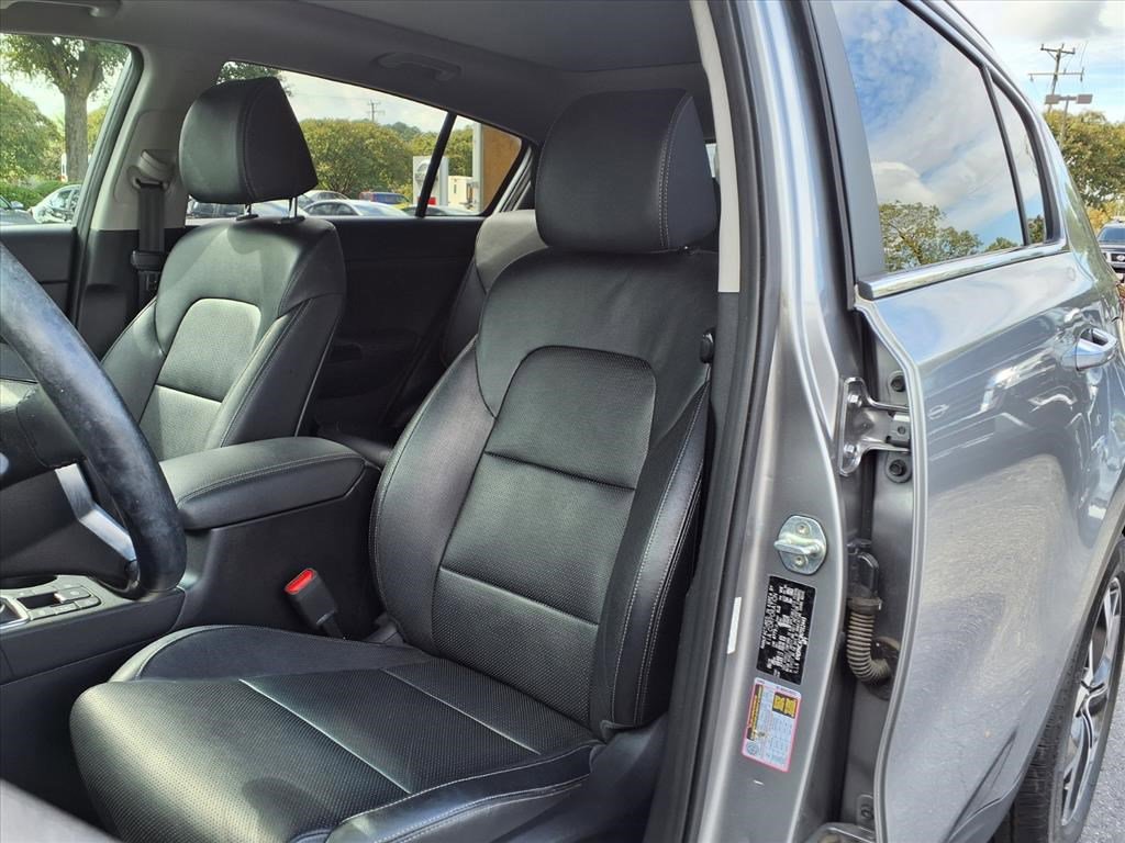 2022 Kia Sportage EX photo 16