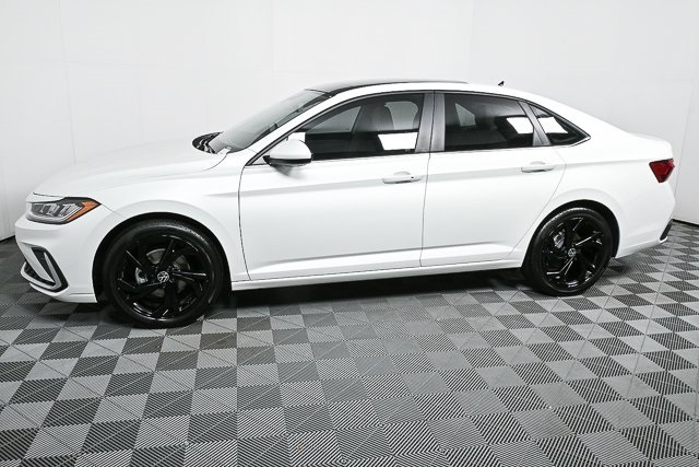 2025 Volkswagen Jetta 1.5T SE photo 26
