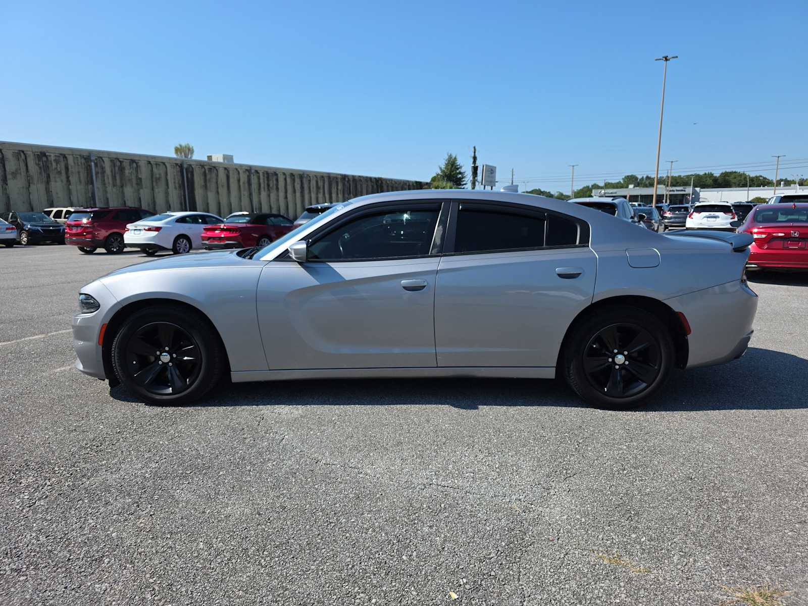 2018 Dodge Charger SXT Plus photo 4