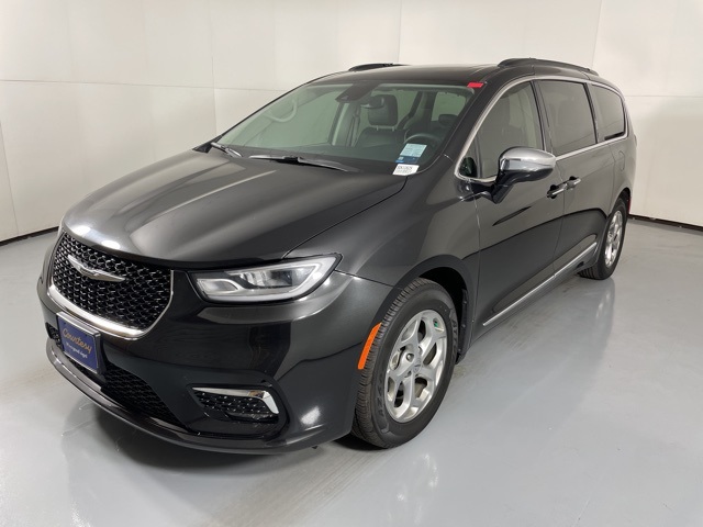 2023 Chrysler Pacifica Limited photo 4