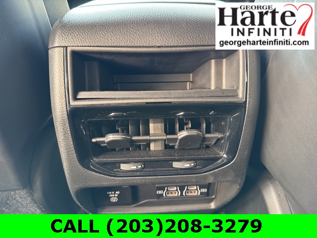 2023 Jeep Grand Cherokee Altitude photo 10