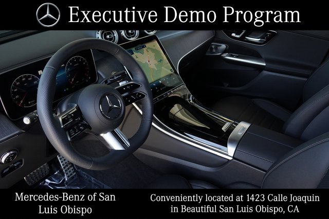 2025 Mercedes Benz GLC 300 photo 2