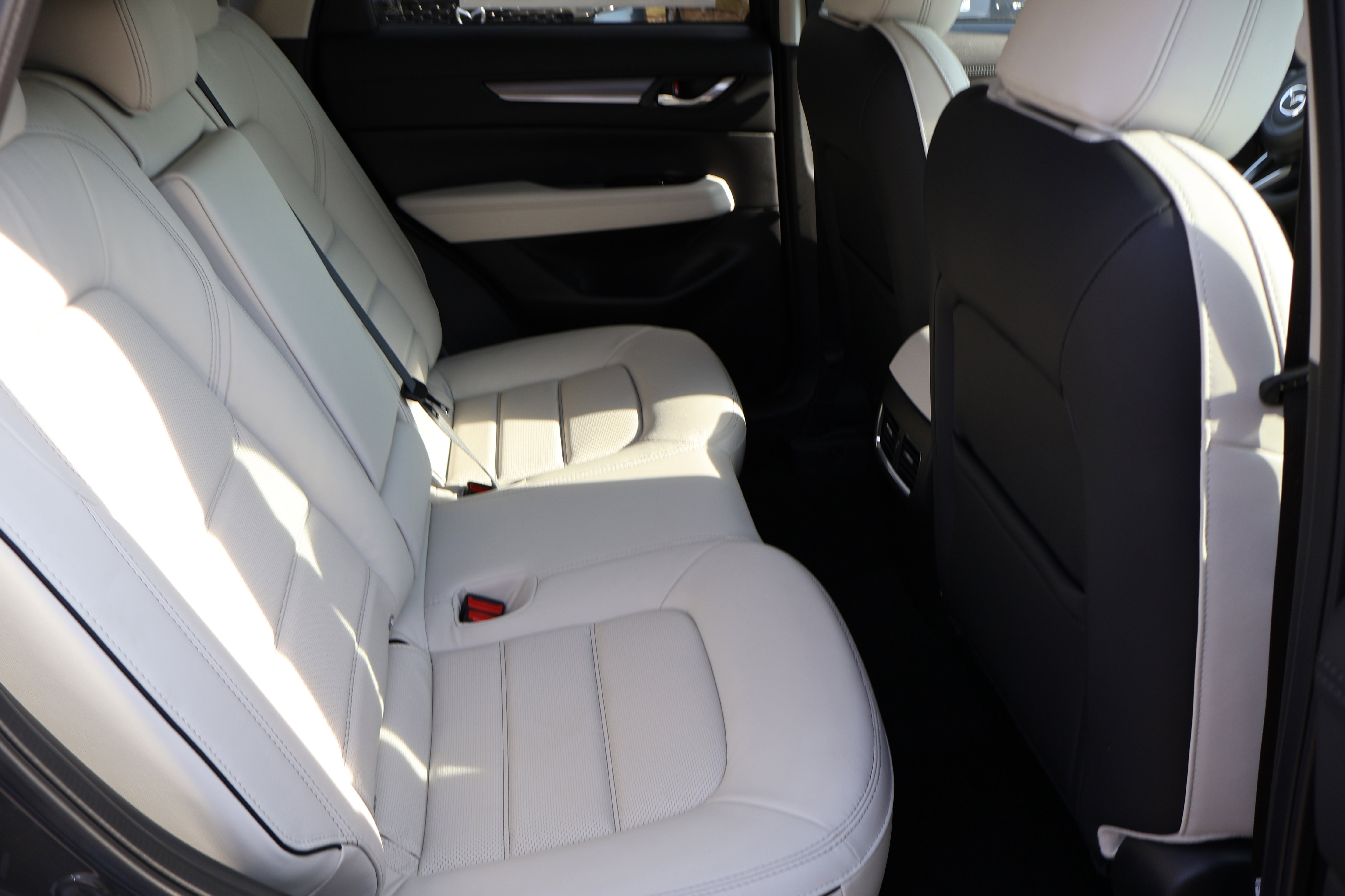2025 Mazda CX-5 2.5 Premium Plus photo 9
