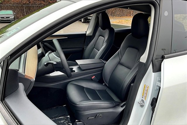 2023 Tesla Model Y Long Range photo 21