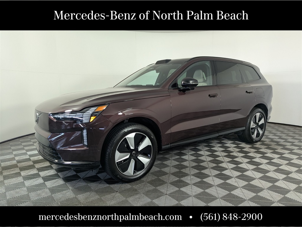 2025 Volvo EX90 Plus's photo