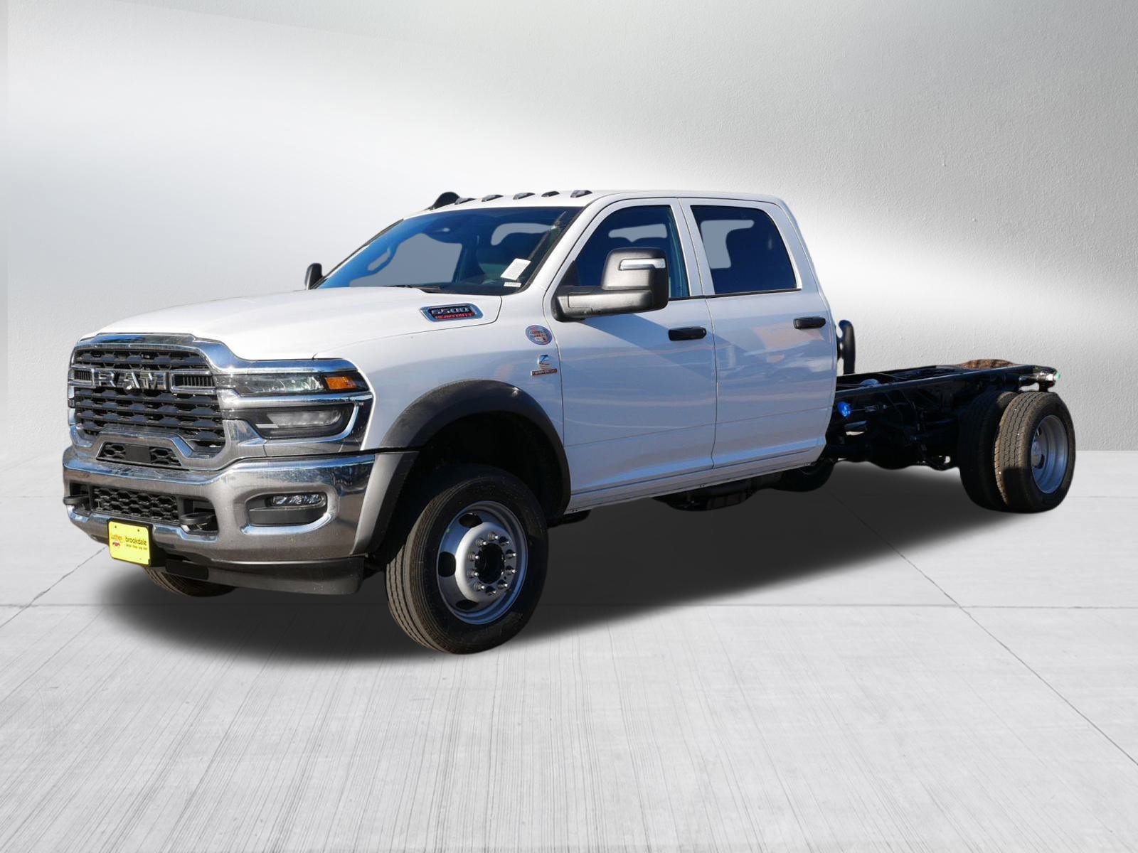 2026 Ram 5500 Tradesman photo 3