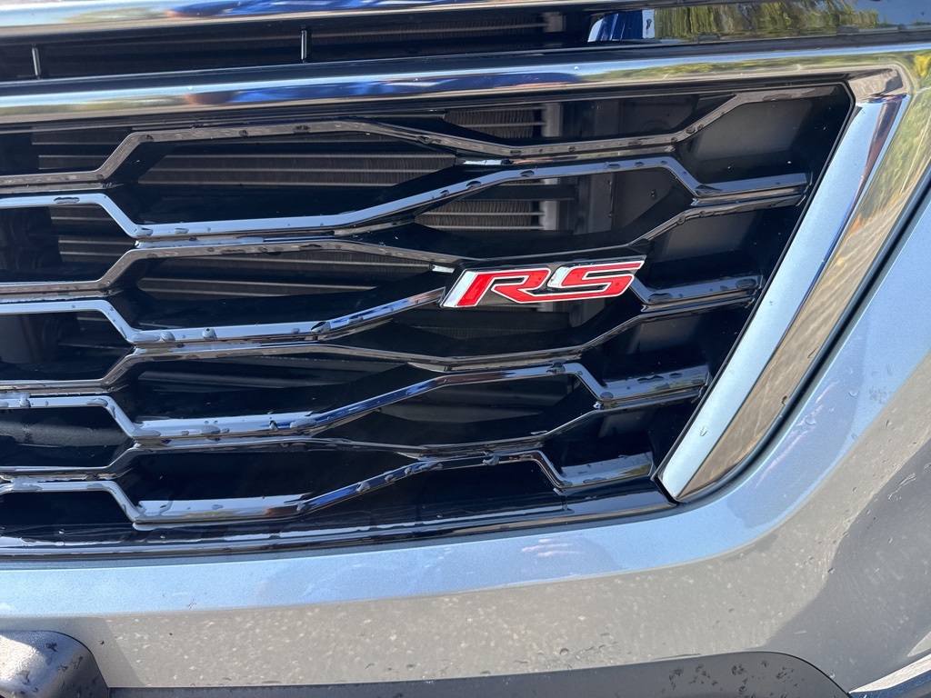 2023 Chevrolet Traverse RS photo 5