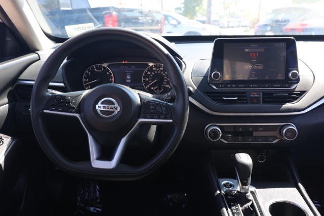 2022 Nissan Altima 2.5 SV photo 19
