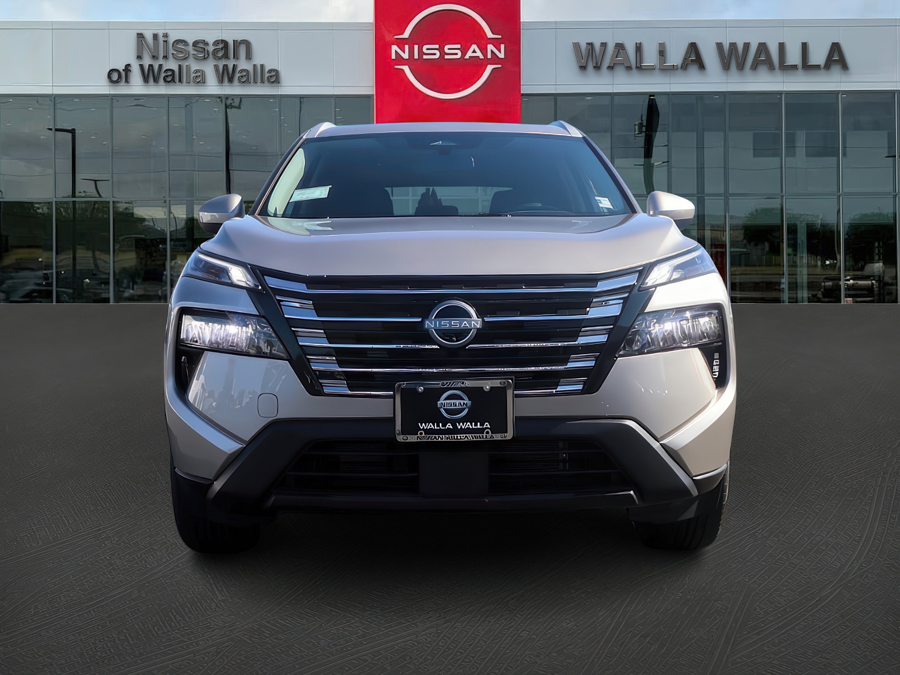 2026 Nissan Rogue SV photo 2