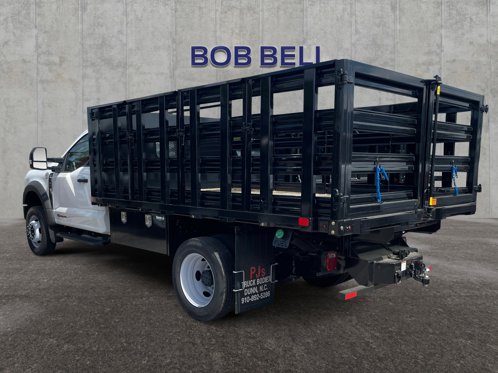2024 Ford F-450 photo 2